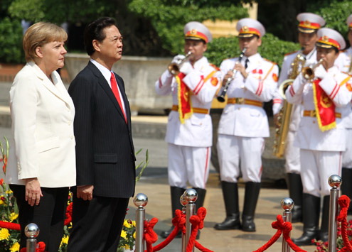 Ngày bận rộn của Thủ tướng Merkel ở Hà Nội