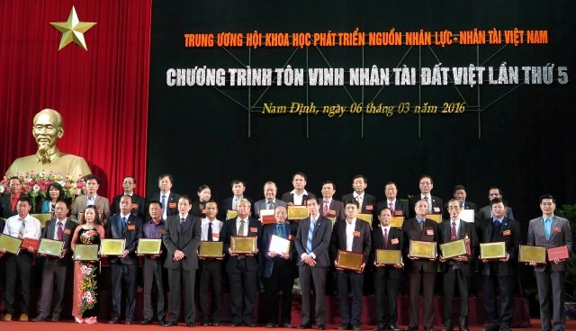 Tôn vinh Nhân tài đất Việt lần thứ 5 - năm 2016
