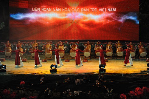 Lung linh đêm hội tôn vinh Văn hóa các dân tộc Việt Nam 